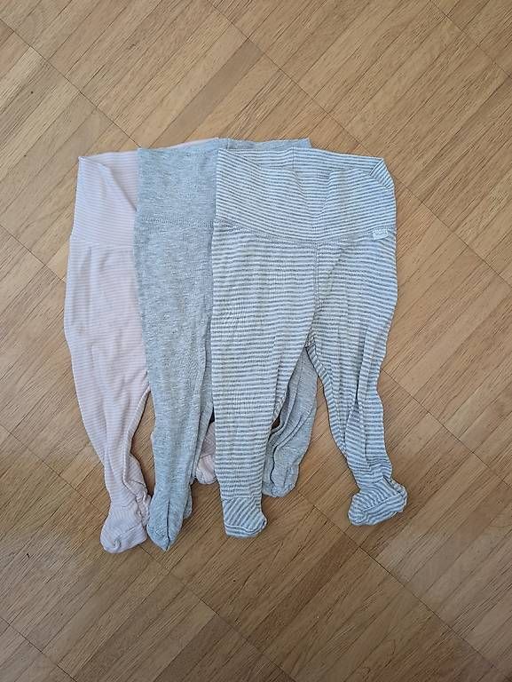 H&M Pantaloni: 3er Pack Hosen Grösse 68 – Usato da Riehen venduto da Fionakristin