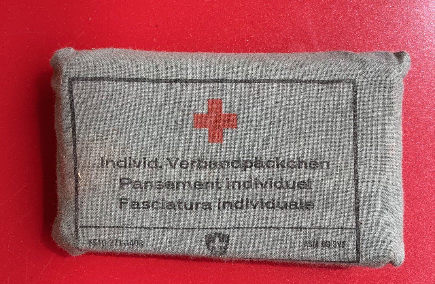 Kit di pronto soccorso: Verbandpäcklein CH Militär – Nuovo (secondo la descrizione) da Orselina venduto da Vrenegonde