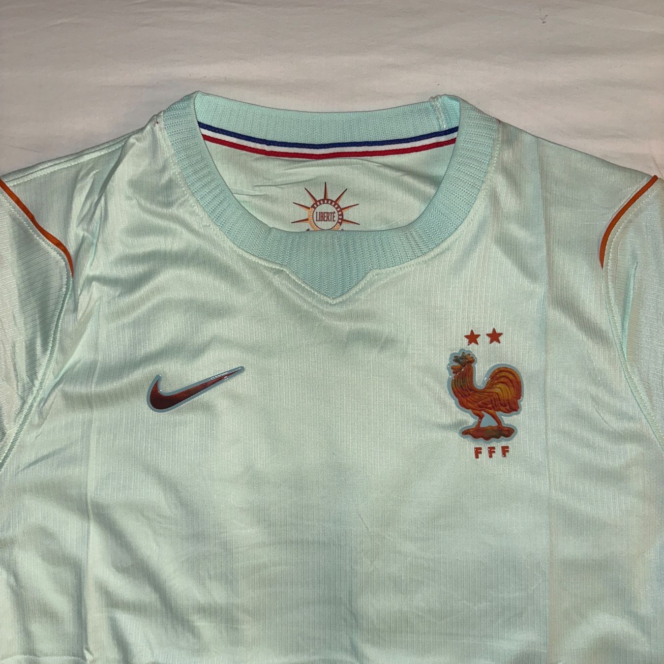 Nike Maillots de corps & Pantalons: Frankreich Trikot Grösse L – Neuf (Voir description) à Liestal par tha_dg6j 1