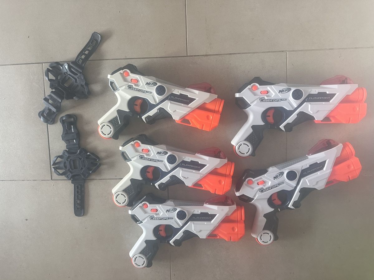 Nerf Giocattoli: 5 Nerf Laser Ops Pro Alphapoint Blaster Set gebraucht – Usato da Basel venduto da all_9hcj 2