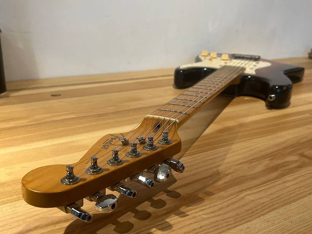 Strumenti musicali: Guitare électrique Fender Stratocaster 1997 – Usato da lausanne venduto da nymee123 1