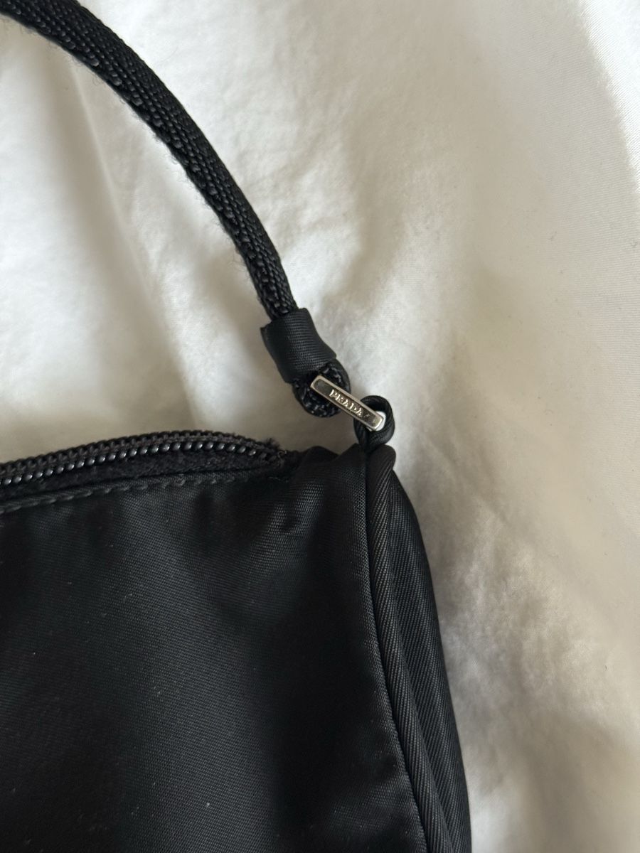 Prada Sacs: Mini Prada bag nylon – D'occasion à Zürich par tae_6828 1