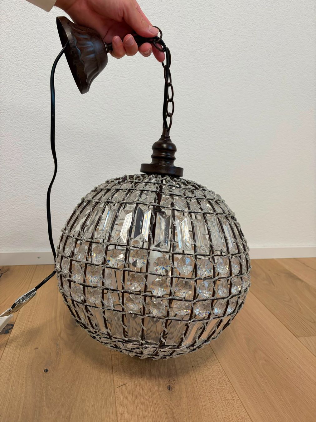 Lustres & lampes de plafonds: Kristall Pendelleuchte Kugel – D'occasion à Sitterdorf par jimmyjump