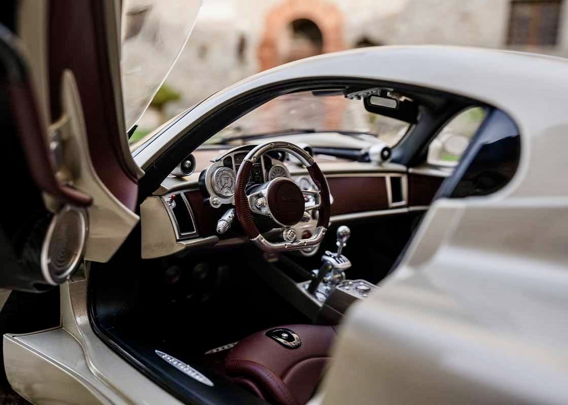 Pocher Modellini d'auto: PAGANI UTOPIA 1:8 GROSSMODELL VON POCHER – Nuovo e nell'imballaggio originale da Erlenbach i. S. venduto da MB-Next-Level 5