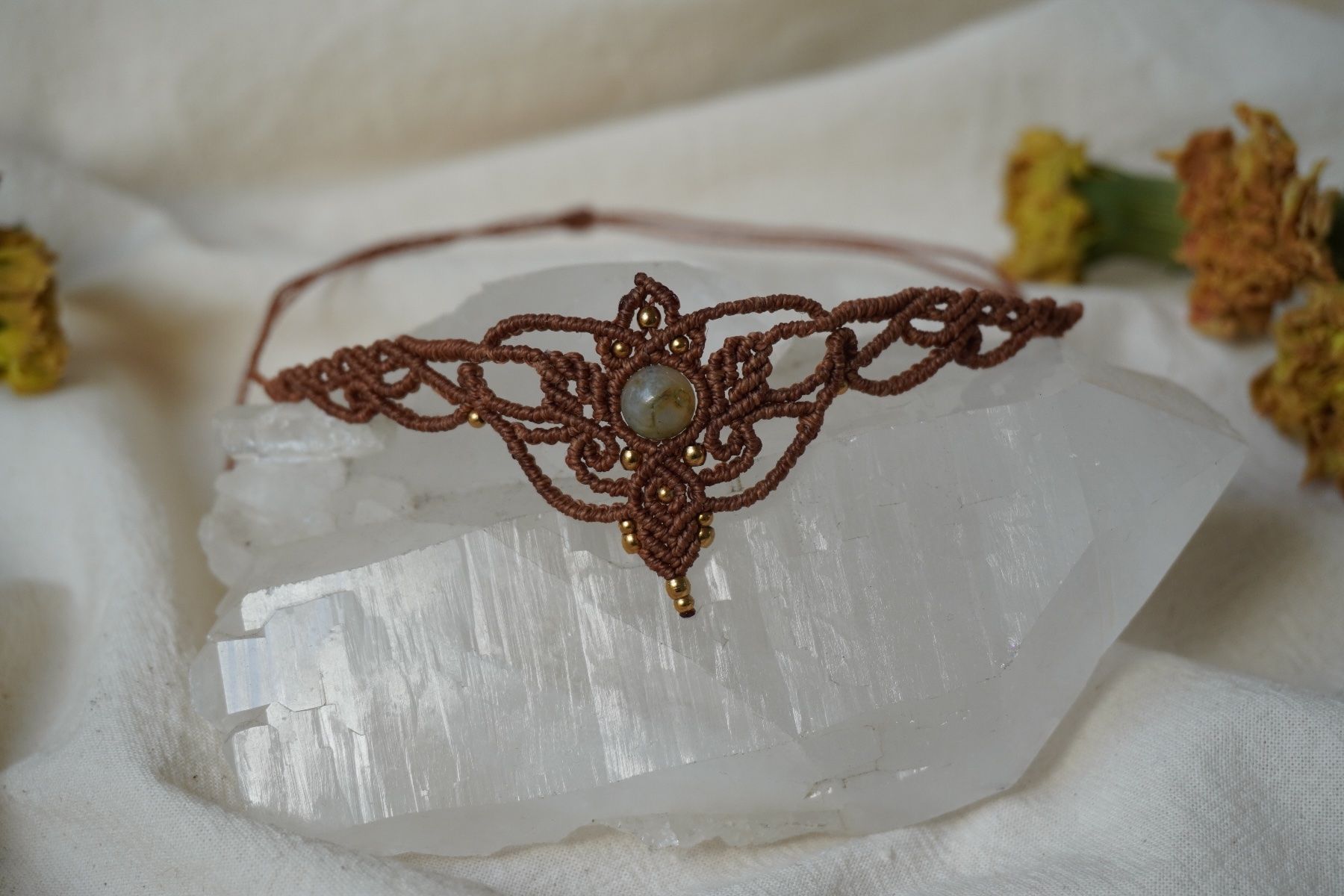 Catenine: Einzelstück - Makramee Halskette oder Tiara – Nuovo (secondo la descrizione) da Heerbrugg venduto da R.St27 1