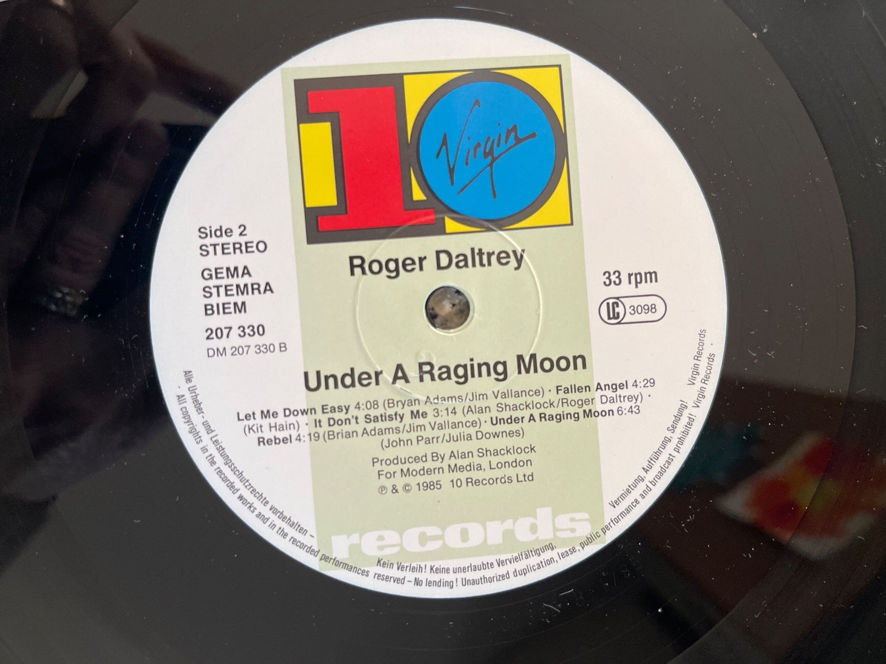 Dischi in vinile: A246/Roger Daltrey - Under A Raging Moon – Usato da Frutigen venduto da Philippe_jsp 2