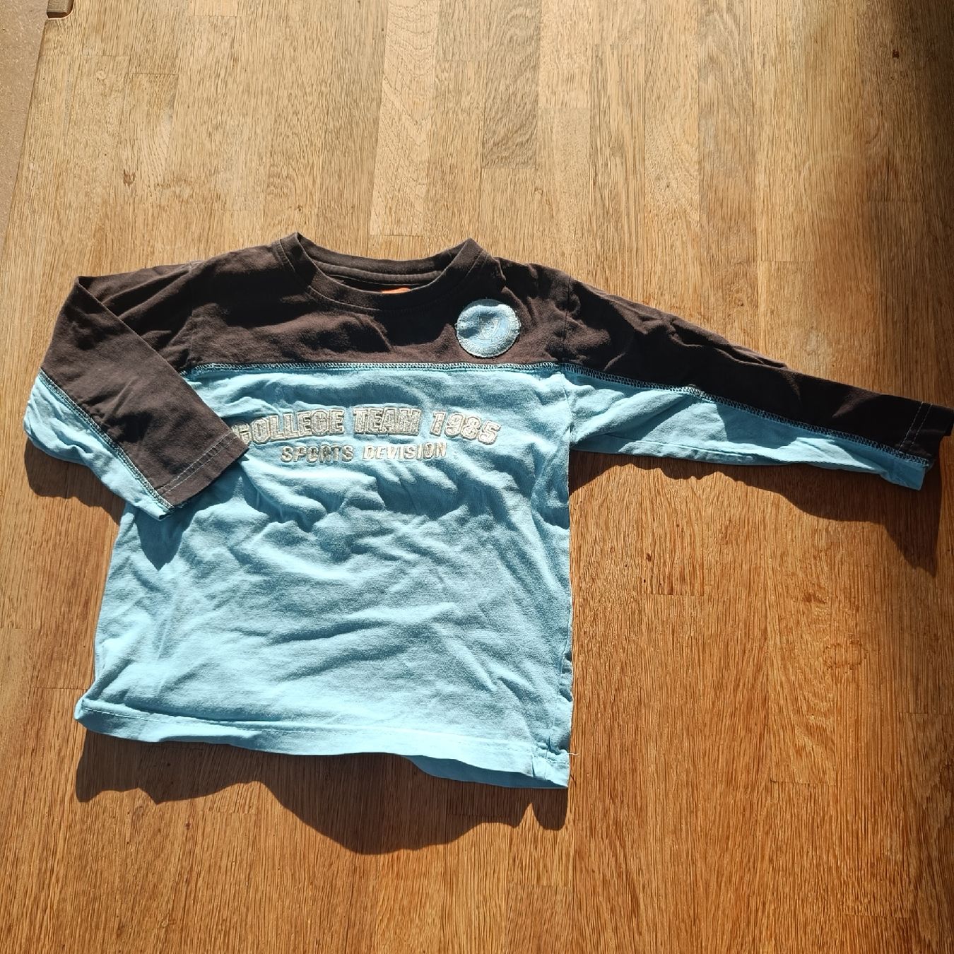 Pullover & Sweatshirts: Pullover Grösse 92 – Gebraucht aus Jaberg von urig17.