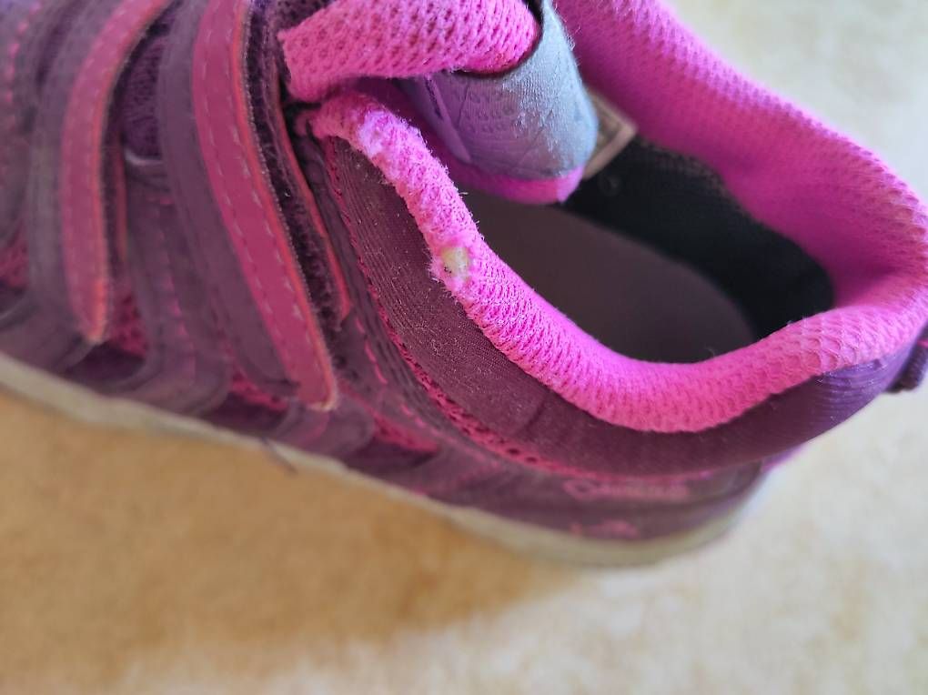 Scarpe per ragazze: Schuhe Viking Grösse 29 – Usato da Igis venduto da Ricema 3