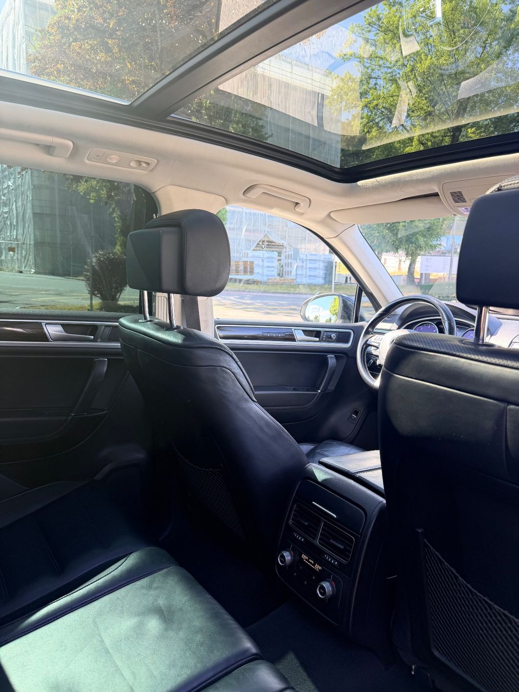 VW Autos: VW Touareg 3.0 TDI – Gebraucht aus Holziken von MOT_Savic 5