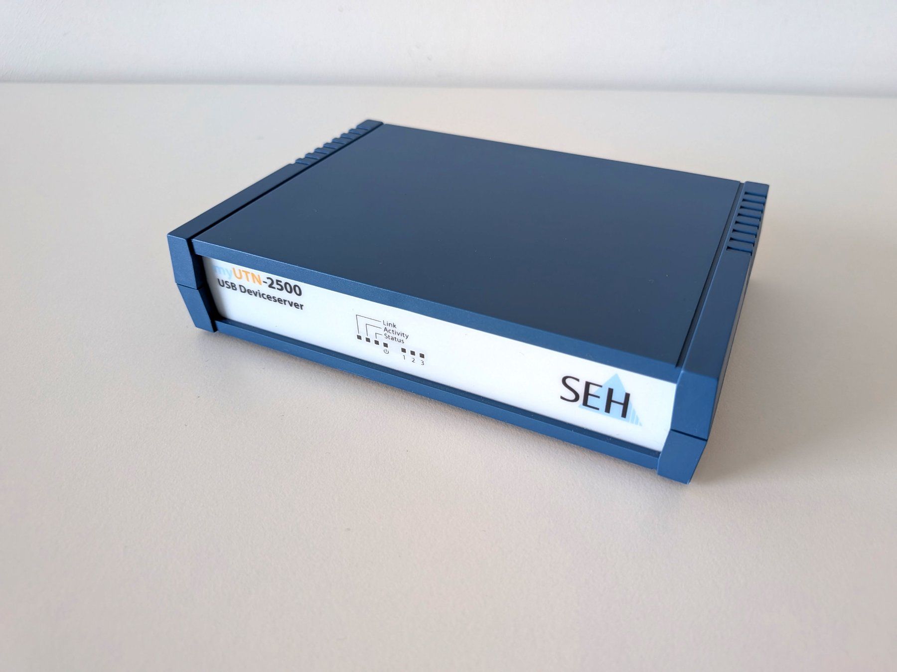 Server: Seh myUTN-2500 USB Device Server, Gigabit LAN, 3x USB3.0 – Usato da Winterthur venduto da in4matiker 6