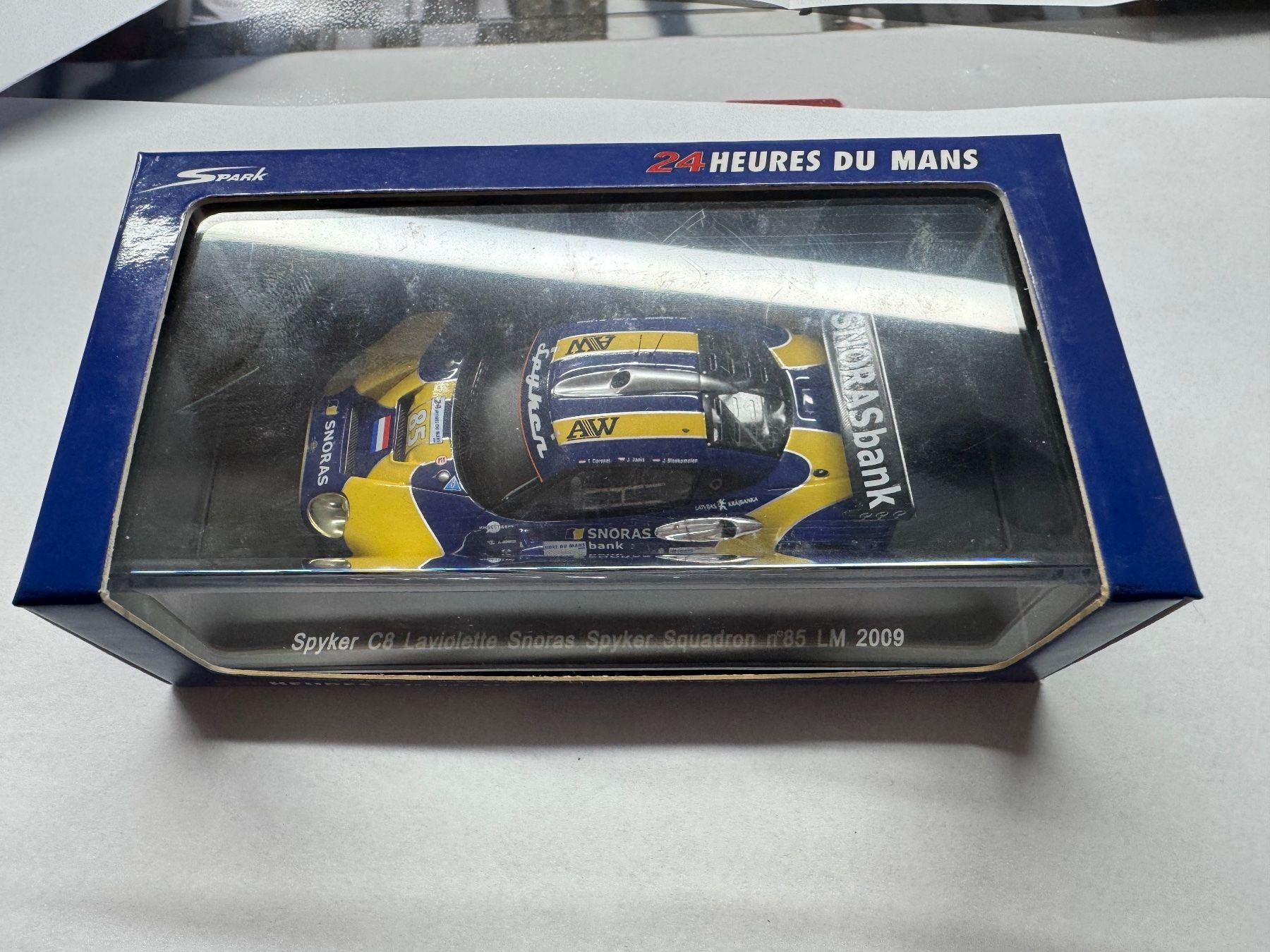 Spark Modellautos: Spyker C8 Le Mans 2009 – Neu und originalverpackt aus Court von Cedos