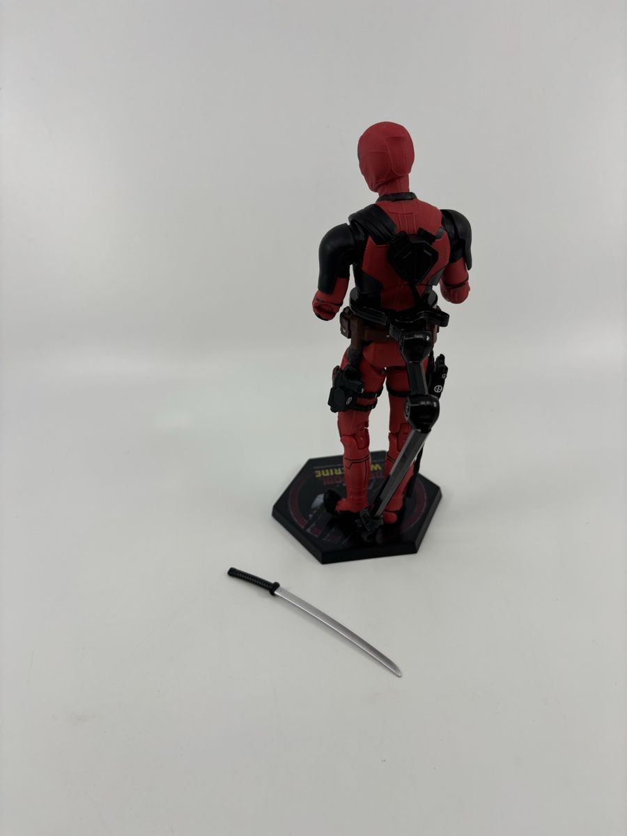 Marvel Figuren: Deadpool Wolverine Figur – Gebraucht aus Herisau von Seyashop1 3