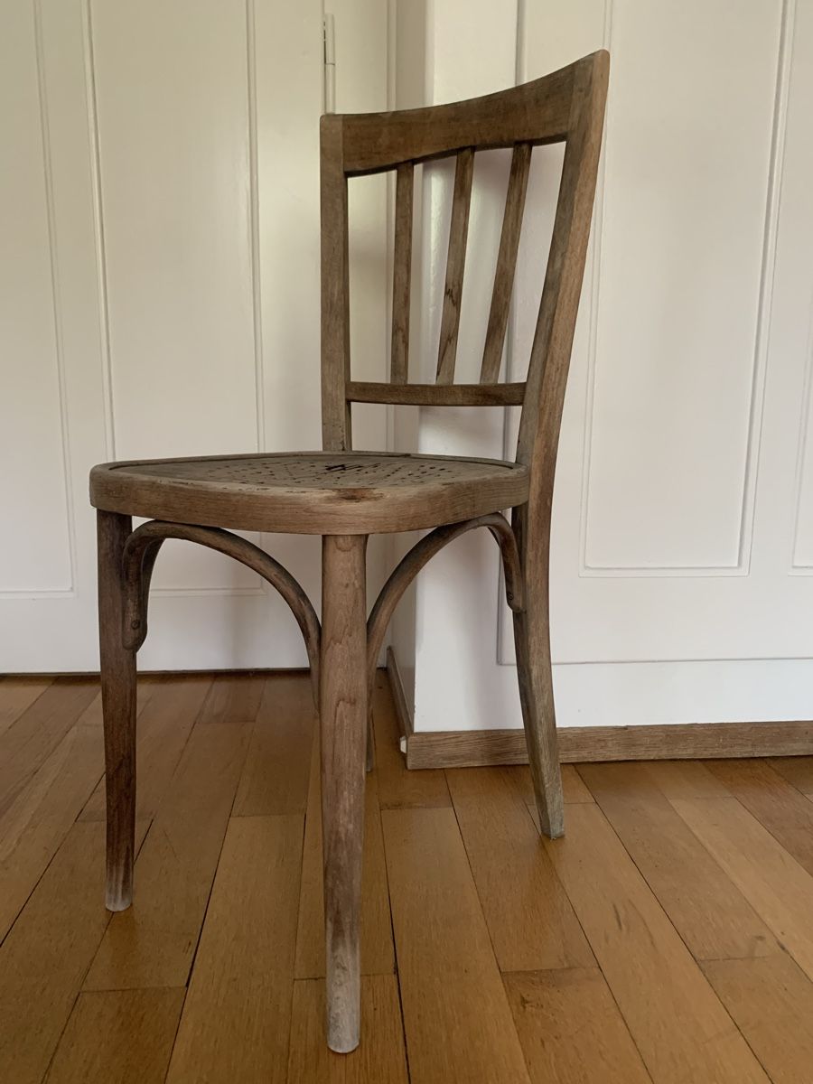 Horgen Glarus Chaises: Klassischer Bistro Stuhl von Horgen Glarus – D'occasion à Bern par SamuelH02