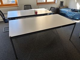 USM Haller Tisch (100 x 200 x 74 cm)