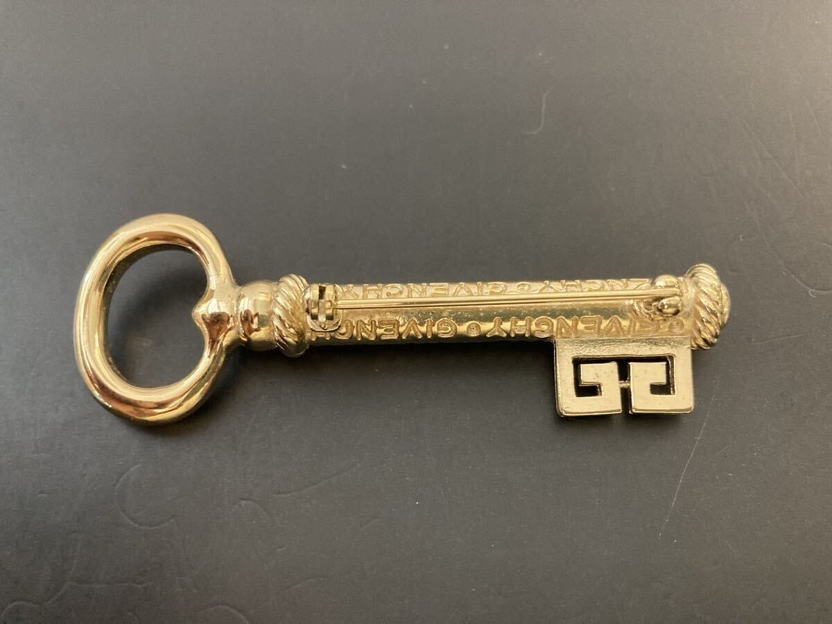 Givenchy Spille & Fermagli: Givenchy Schlüssel Brosche Goldfarben – Nuovo (secondo la descrizione) da Winterthur venduto da Dejv 3