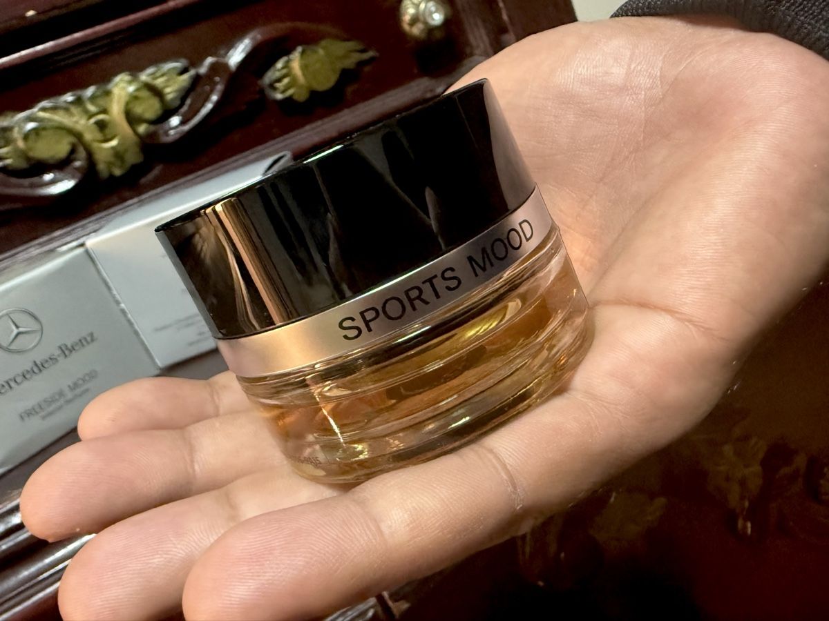 Profumi & Eau de Toilette: Mercedes-Benz Interior Perfume, 2x 15ml – Nuovo e nell'imballaggio originale da Zürich venduto da okarioto 5