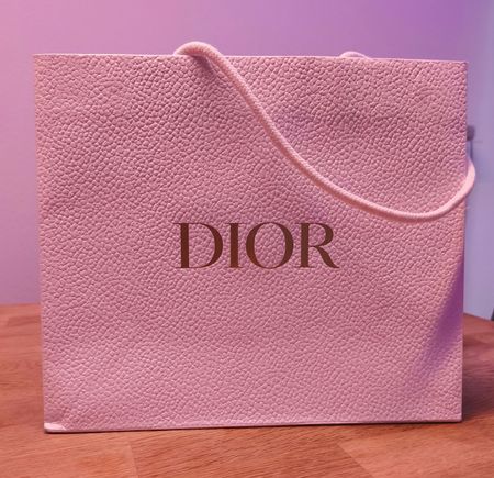 Dior Tasche Karton, Grösse M neu, 27x10x23cm