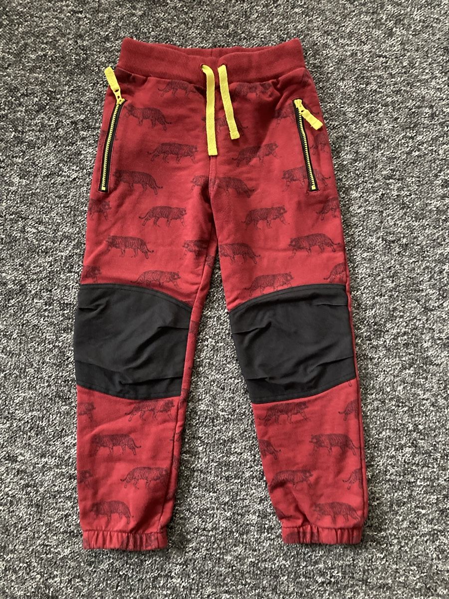 Jako-O Pantaloni: Jako-O 110/116 – Usato da Chur venduto da Tommm