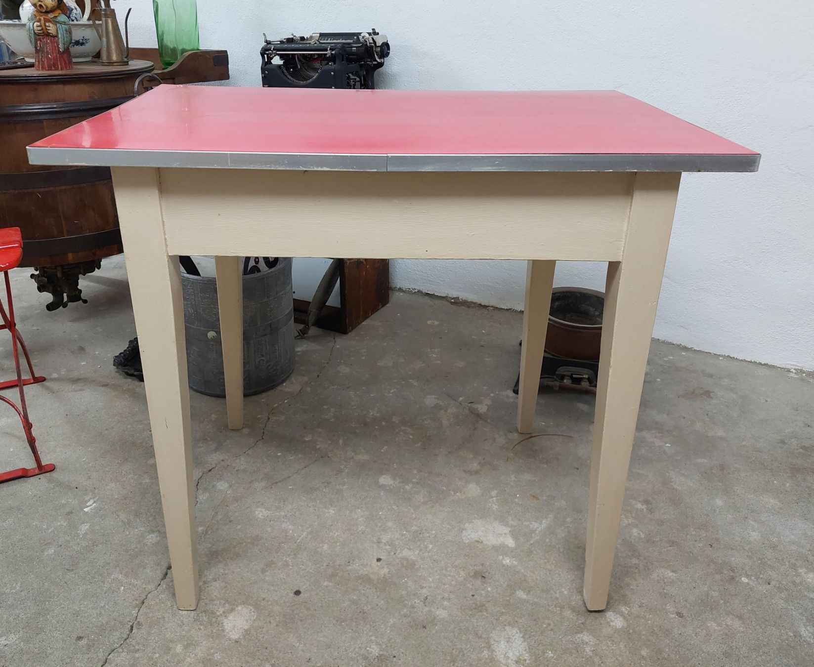 Tavoli: Designklassiker- Antiker Küchentisch – Usato da Siblingen venduto da rantiques 3