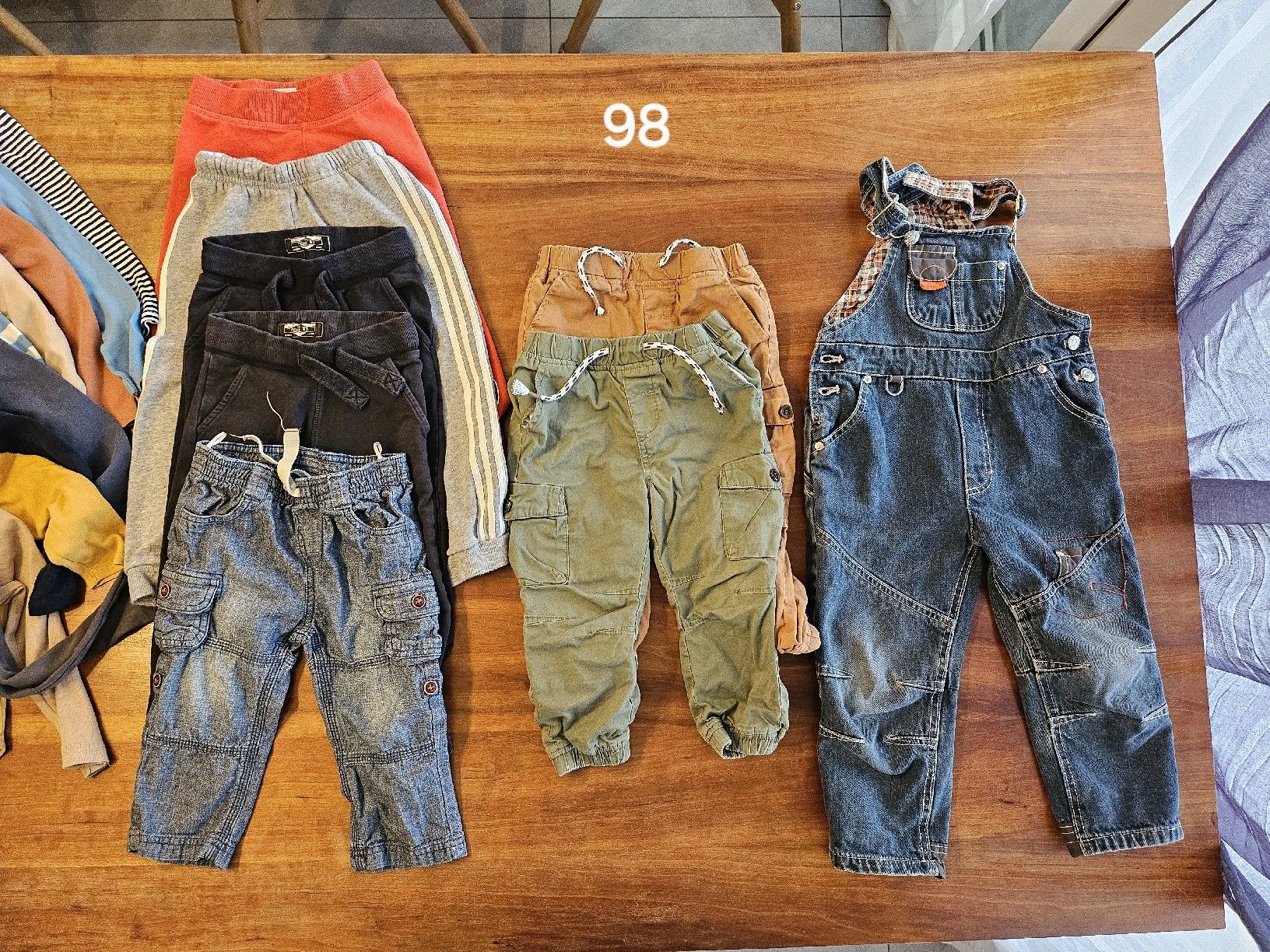 Kleiderpakete & -sets: Winter Kleidung Grösse 98 – Gebraucht aus Baar von Naedels-Kreationen 1