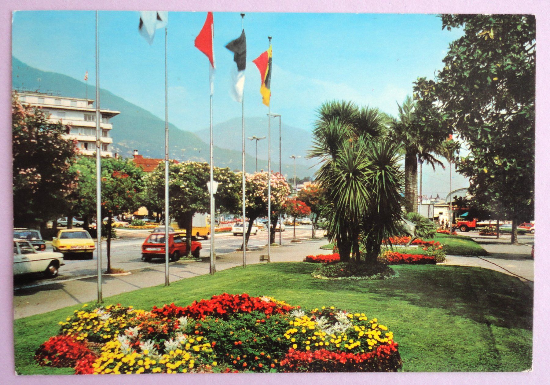 Cartoline postali: Locarno - I Giardini Publici – Usato da Fétigny venduto da Billy2miny
