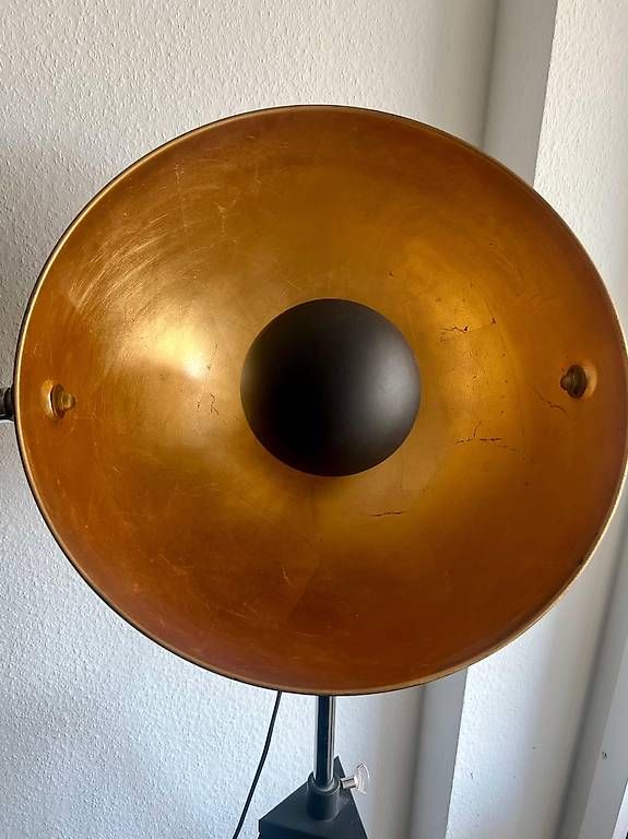 Lampade: Stehlampe zu verkaufen – Usato da Zug venduto da tir_r2nd 2