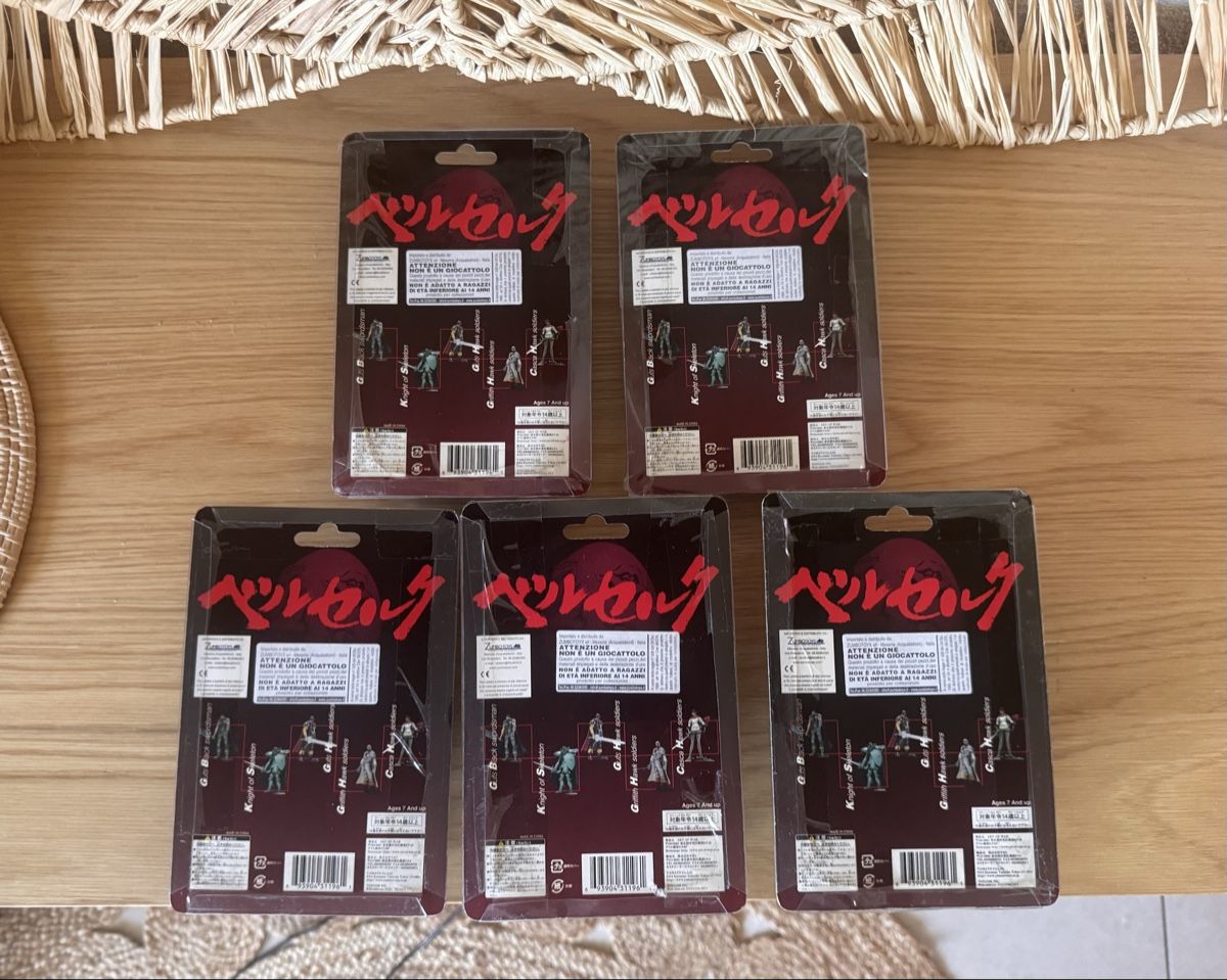 Statuette: Figurines Berserk Lot de 5 – Nuovo (secondo la descrizione) da Plan-les-Ouates venduto da ben_hc52 1