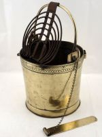 Seau à braises couvent Flandres 1837 laiton Gluteimer antik