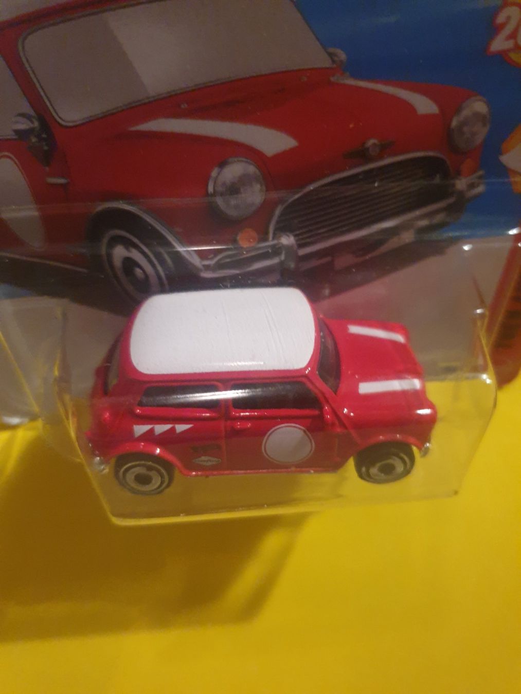 Hot Wheels Modellini d'auto: Hot Wheels AUSTIN MINI COOPER S – Nuovo e nell'imballaggio originale da Oftringen venduto da Rotor 2
