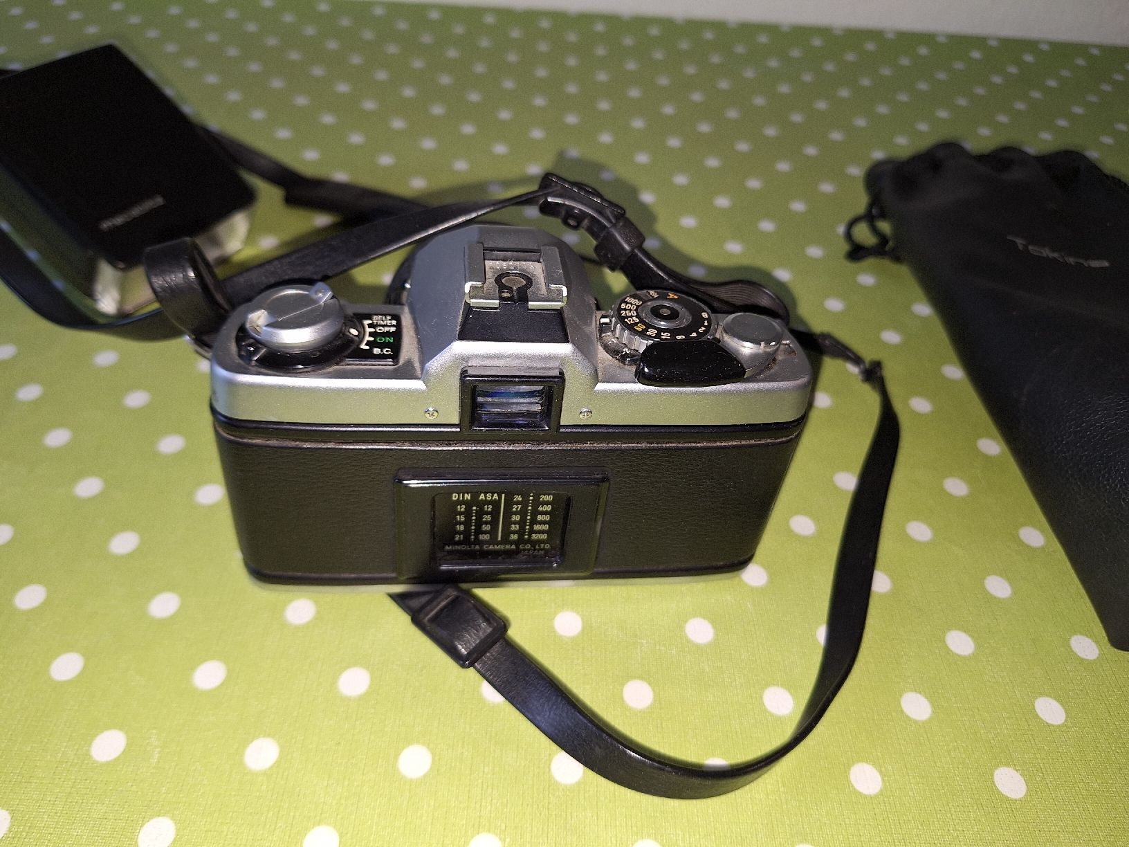 Minolta Fotocamera: Analog Minolta Kameras mit Zoom Objekte und Flasch – Usato da Riehen venduto da MaestroImperatore 6