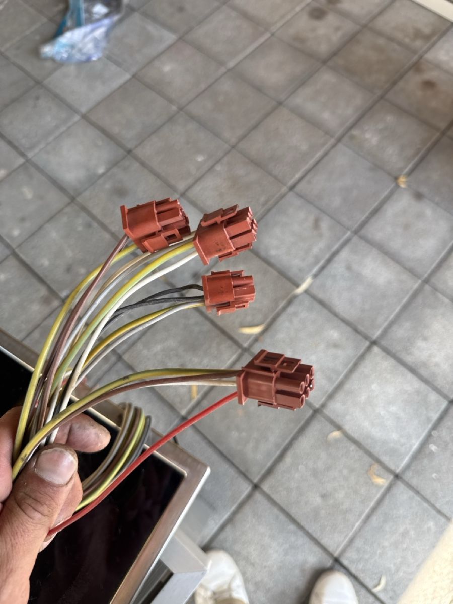 Servierplatten: Kochfeld Electrolux  – Gebraucht aus Langnau i. E. von Acrjl 3
