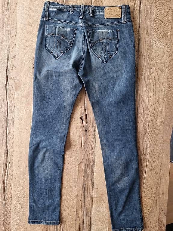 Jeans: Jeans Gr.28 FORNARINA – Usato da Ostermundigen venduto da d-p73 4