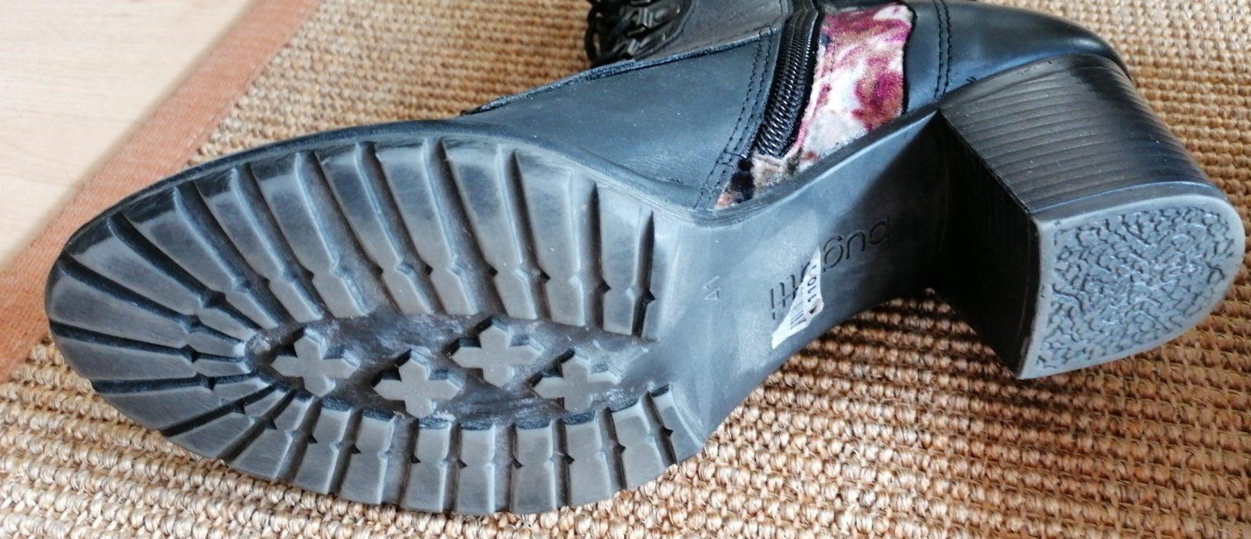 Bugatti Scarpe da donna: Bugatti Stiefelette, Grösse 41 – Usato da Grächen venduto da Hel7890 4