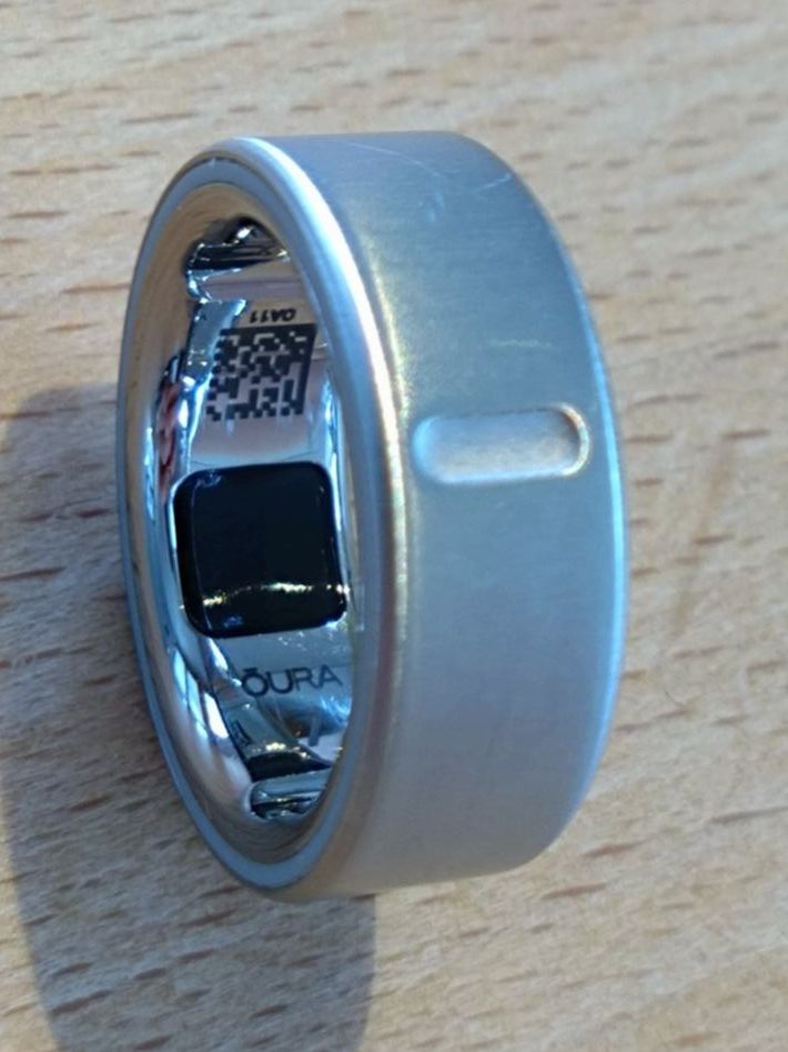 Bagues: Oura Ring 4 - Grösse 7 - Brushed Silver - Smart Ring – D'occasion à Chur par martcav 3