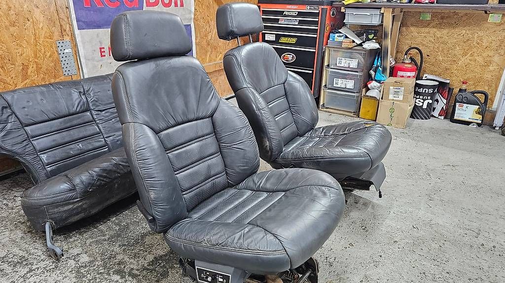 Jeep Tutti pezzi di ricambio auto: Komplette Leder-Sitzgarnitur Jeep Cherokee XJ – Usato da Wettswil venduto da Swiss_Outlaw 3