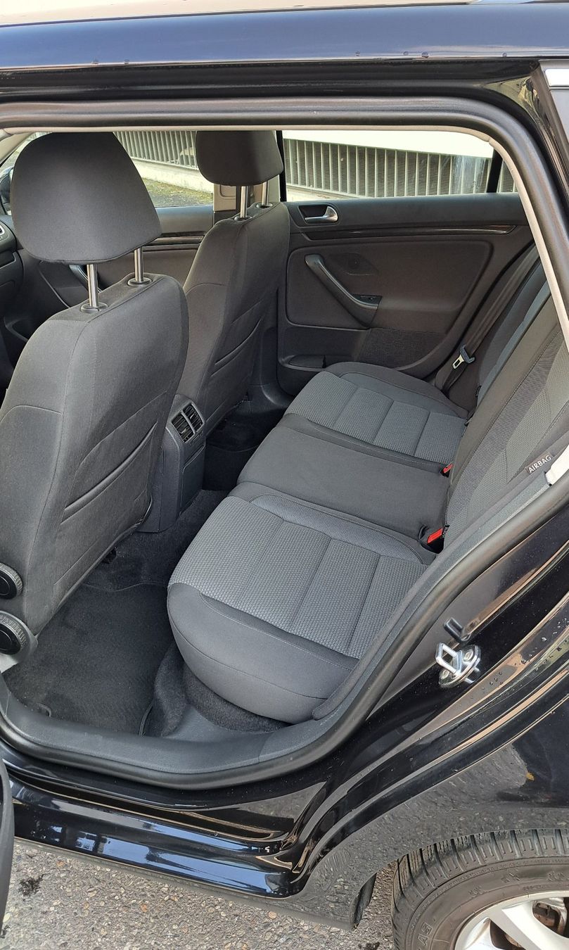 VW Autos: VW Golf VI Variant 1.4 TSI, Team, Schwarz – D'occasion à Giswil par  6