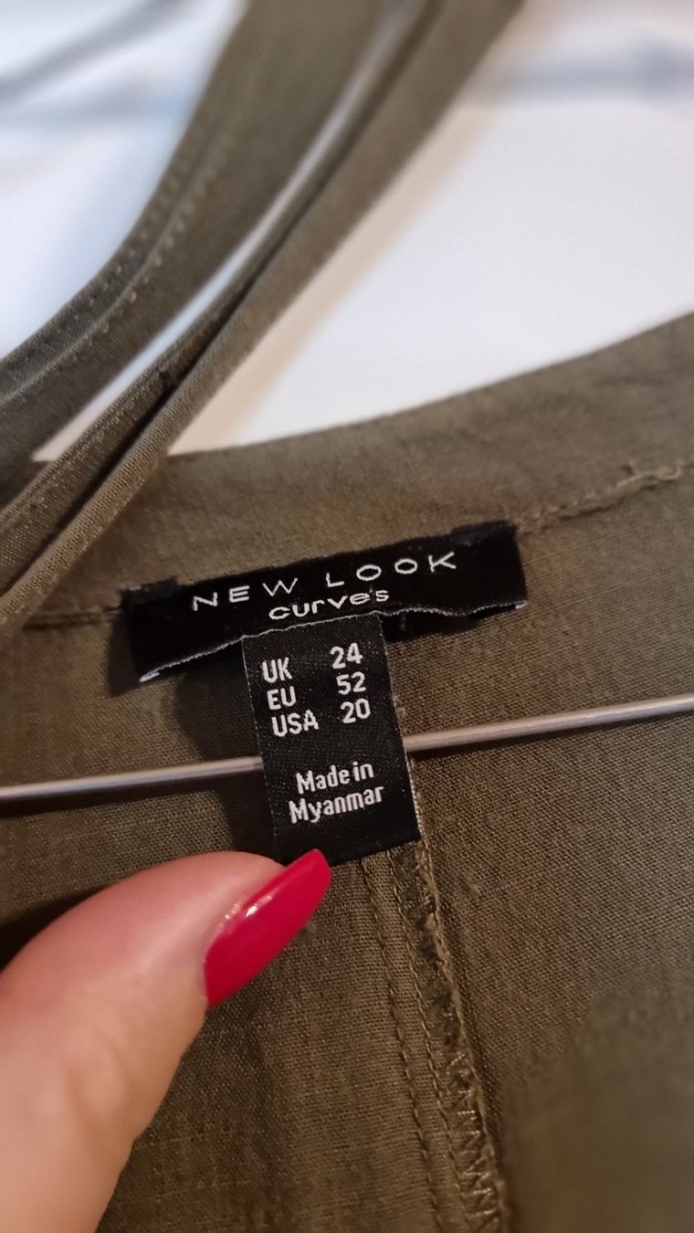 Vestiti: Kleid Größe 52 – Usato da Wald ZH venduto da Martin79 2