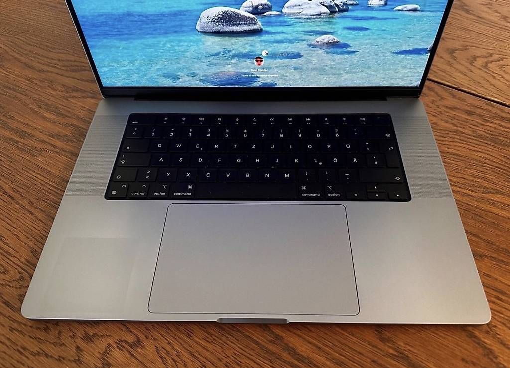 Portables: MacBook Pro 16", 2021, 512gb – D'occasion à Wabern par sveeeenstalder 1