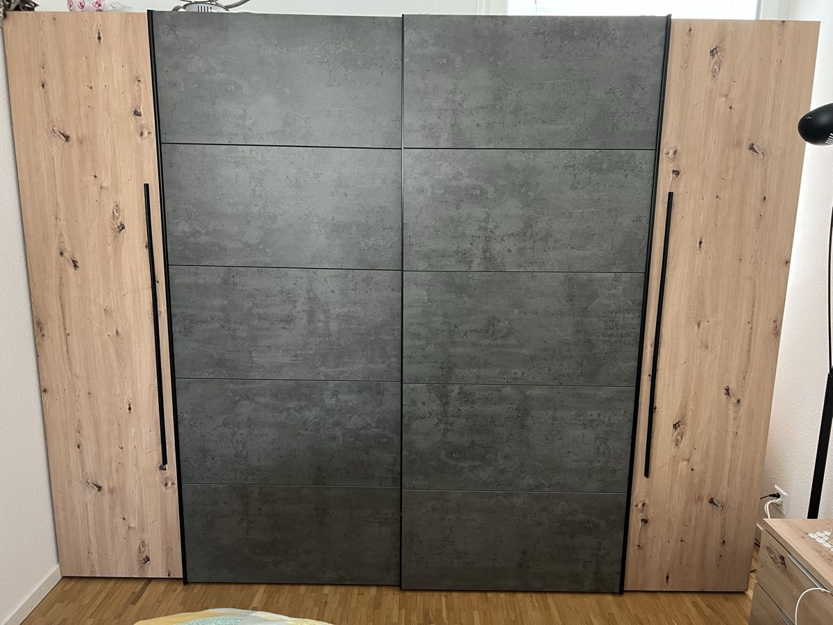 Schränke: Kleiderschrank – Gebraucht aus Höri von enz_vh9c