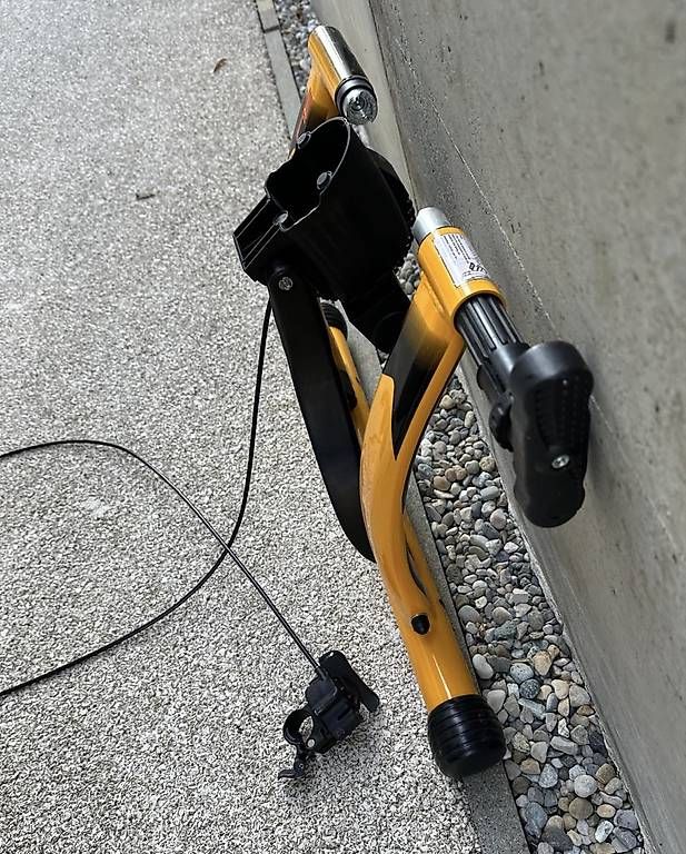 Hometrainer: Rouleau pour vélo – Usato da Faoug venduto da schneesauser 3