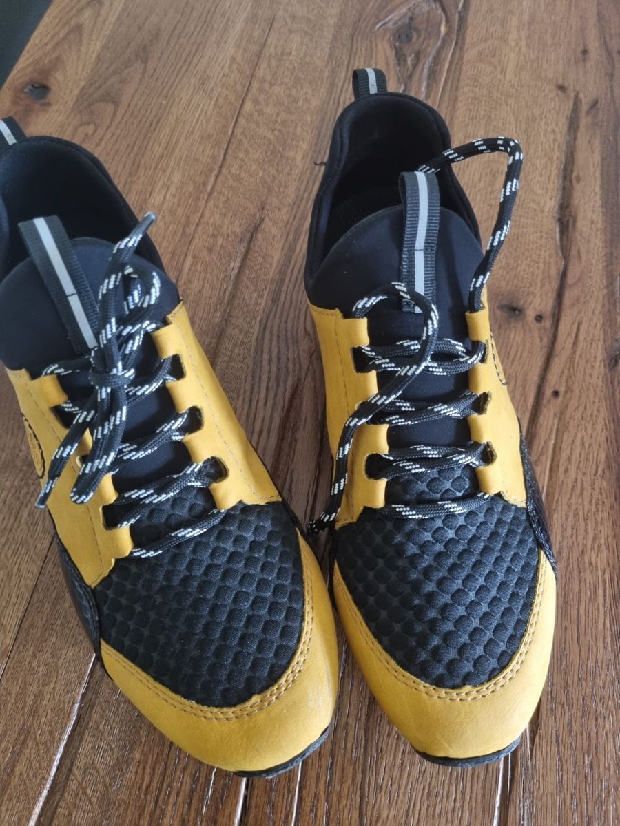Scarpe da donna: Turnschuhe Grösse 40 – Usato da Adliswil venduto da rossoelmare 2