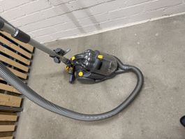 Dyson DC08 Staubsauger