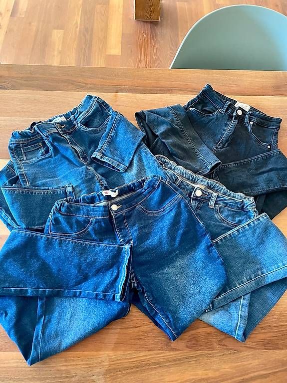 Pantaloni: Jeans 158/64 – Usato da Elgg venduto da Janak
