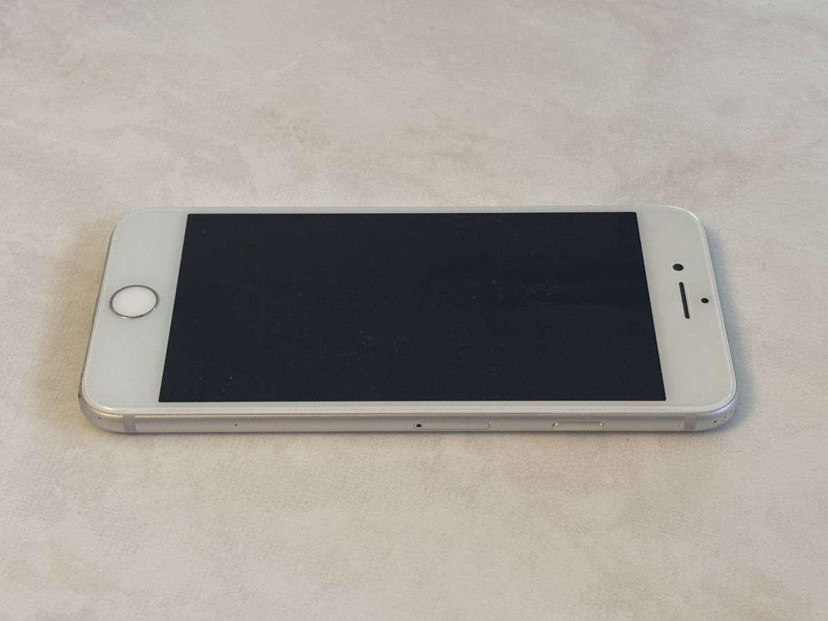 Apple Telefoni cellulari / Smartphones: Apple iPhone 7 128 GB Silber – Difettoso da Zufikon venduto da eskilt 3