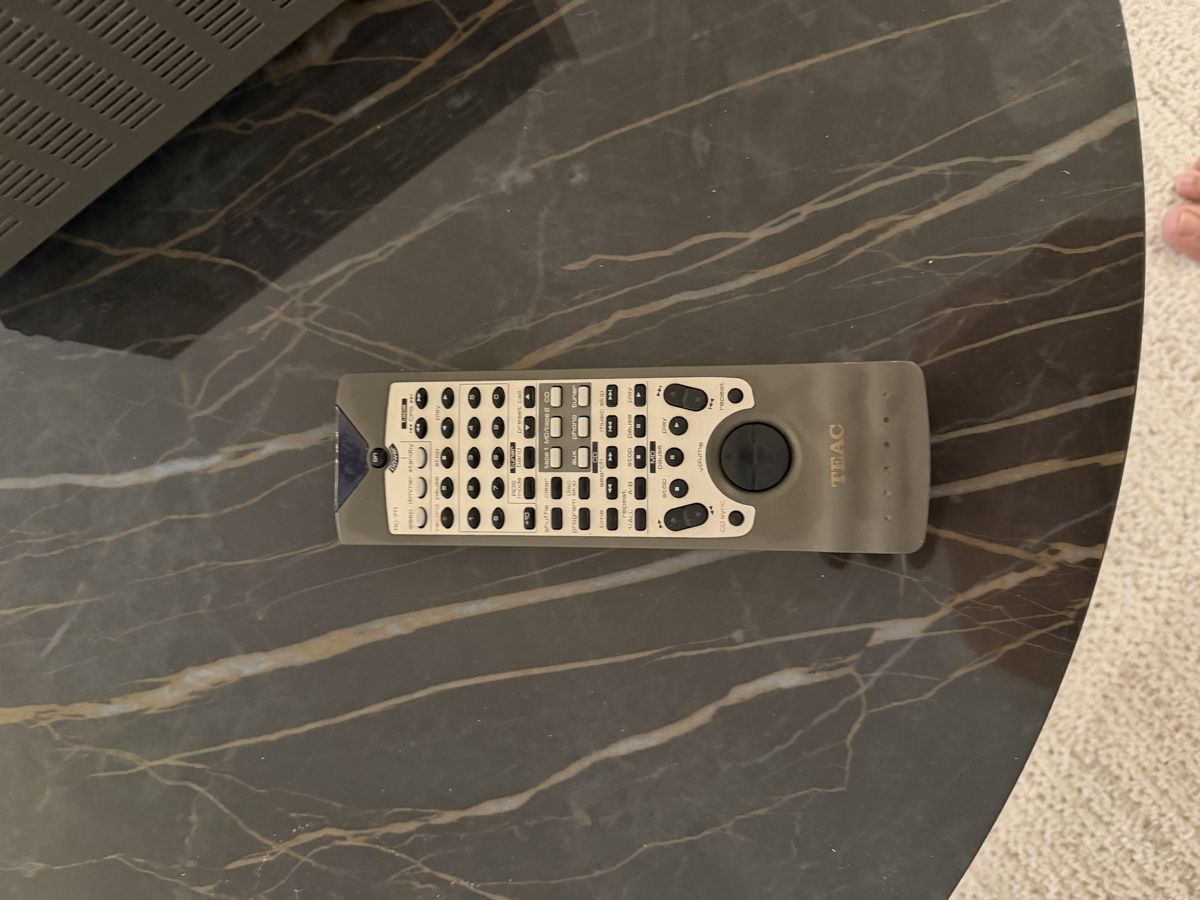 Teac Amplificatori: TEAC A-H 500i VERSTÄRKER – Usato da Rapperswil SG venduto da Whitecielo 5