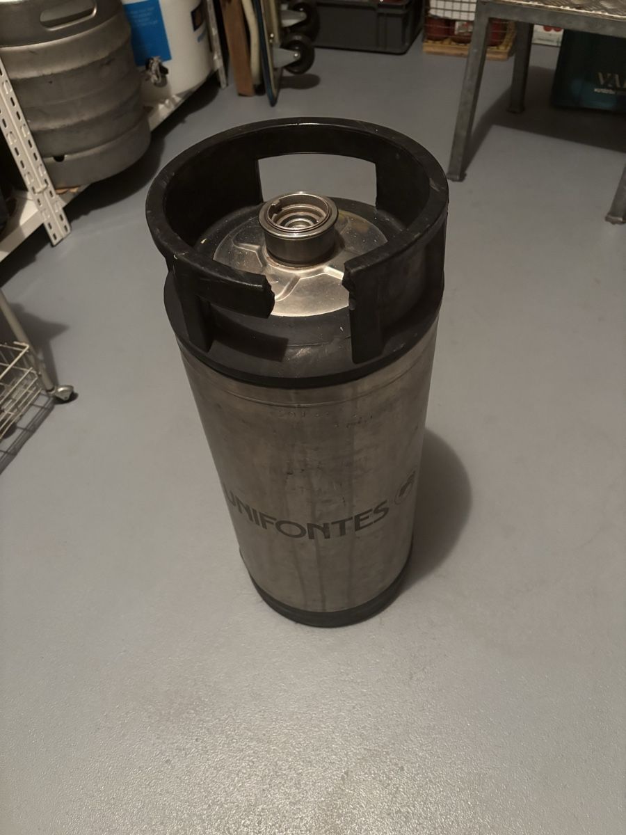 Accessoires: 2 Bierfass 20Liter – D'occasion à Rheinfelden par Fisch223.