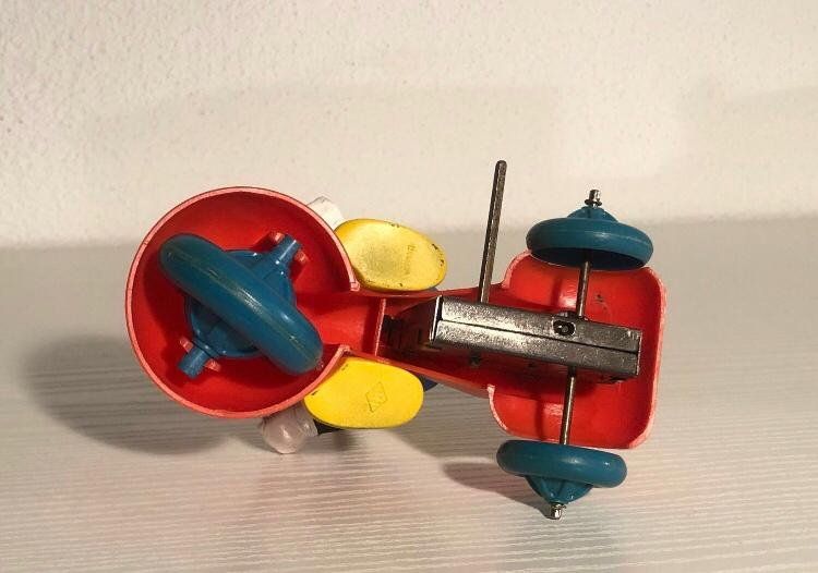 Disney Spielzeuge: Vespa Scooter Micky Maus mit Uhrwerk – Gebraucht aus Schenkon von Elbarto007 2