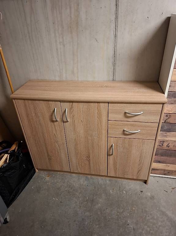 Commodes: Möbel  Sideboard – D'occasion à Niederuzwil par Liberatopixel