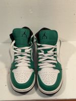 Air Jordan 1 Mid Green/White EUR 41 Used