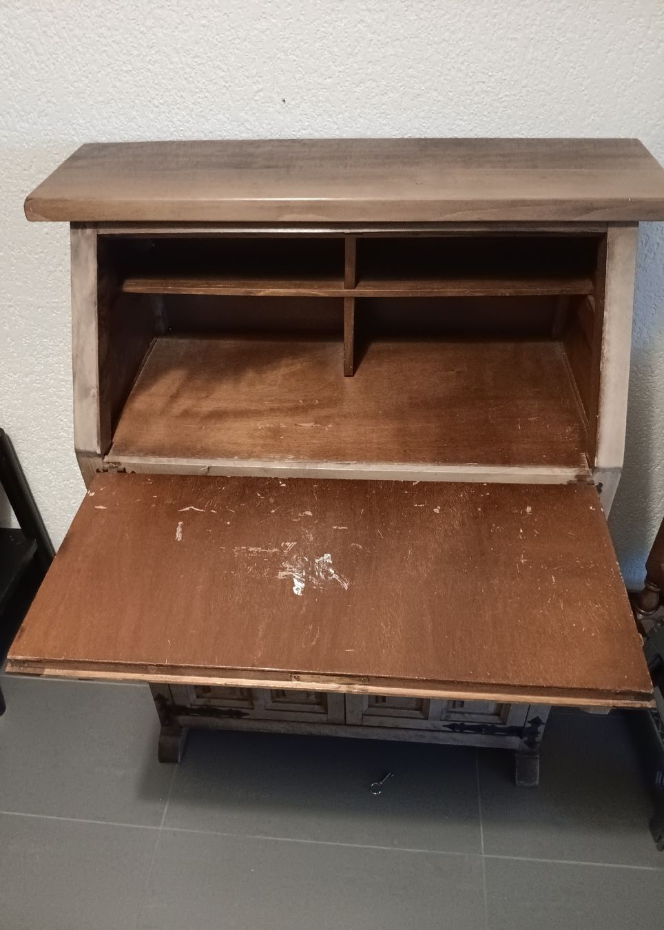 Cassettiere: Rustikaler Sekretär aus Holz – Usato da Meilen venduto da Stella1805 4